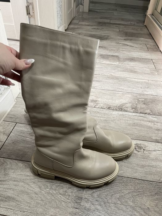 Продам обувь 10 000 Туруия