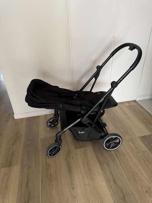 Продам коляску ILovi
