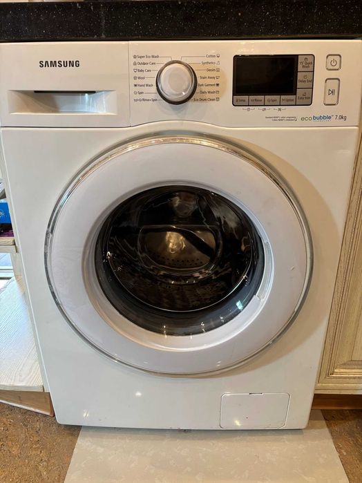 Пералня Samsung Eco Bubble WF70F5E5W2W 7 КГ