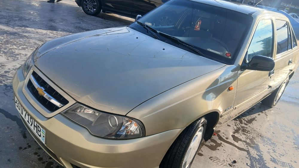 Nexia 2 , yili 2011, motor 1,6, 300 ming yurgan, kraska 15-20 % ,