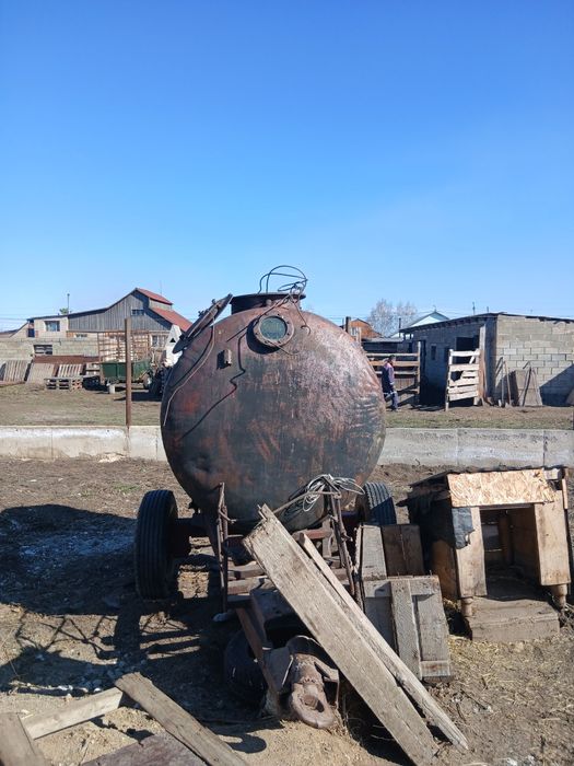 Бачок с прицепом