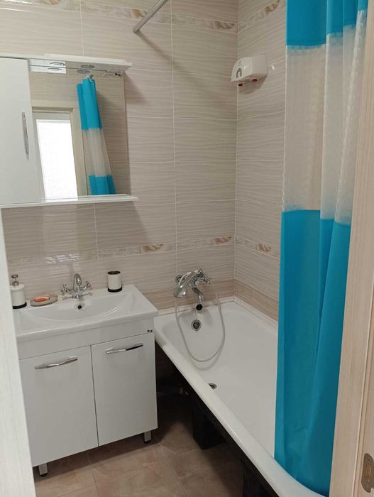 Сдаётся 1 ком. В районе КЖБИ