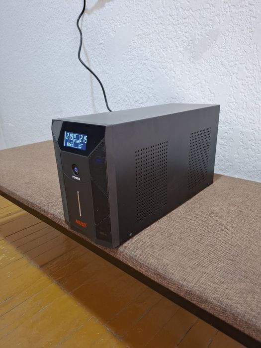 Источник бесперебойного питания (UPS) MUST W3000VA