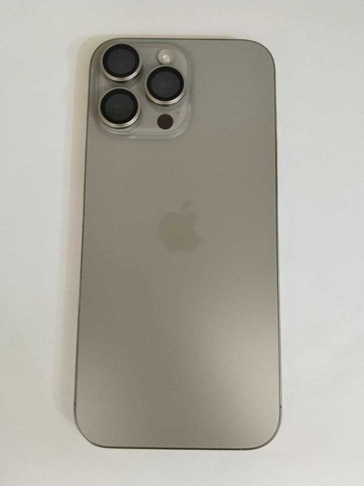 Apple IPhone 16 Pro Max лот 112/3743