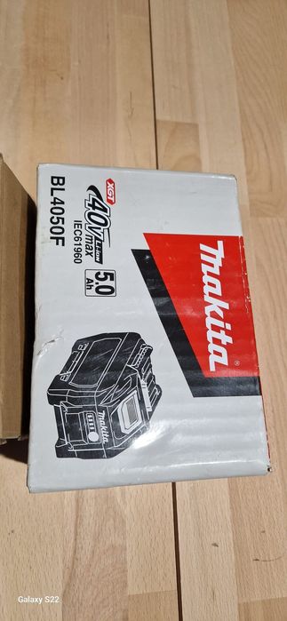 Hilti , Milwaukee,Makita acumulator