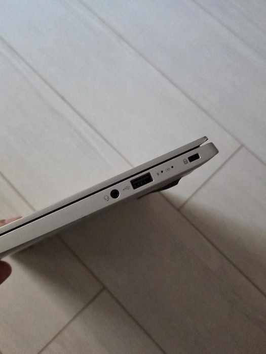 Laptop Acer Swift 3 SF313-52 i7 1065G7 Display 2K macOS
