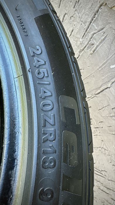 Шины 245/40 R18 2024 год.