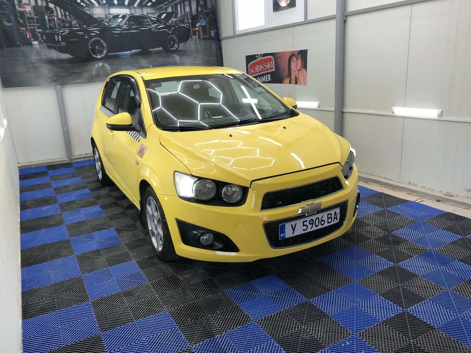Chevrolet aveo Такси 2012 година