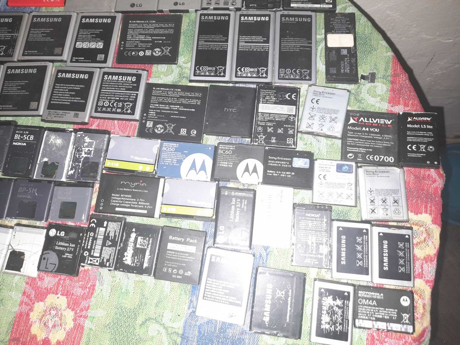 Lot baterii telefoane vechi