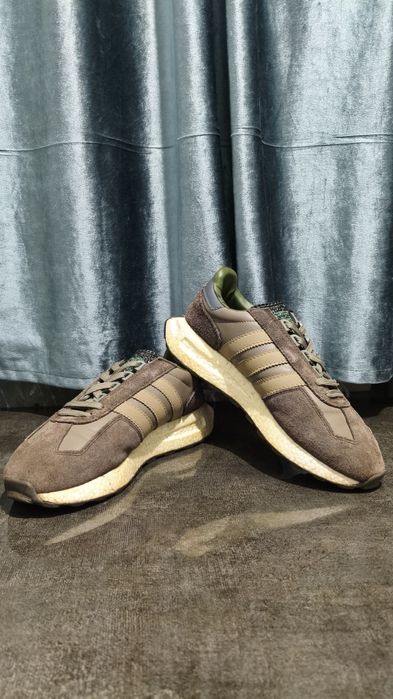 Оригинальные кроссовки Adidas