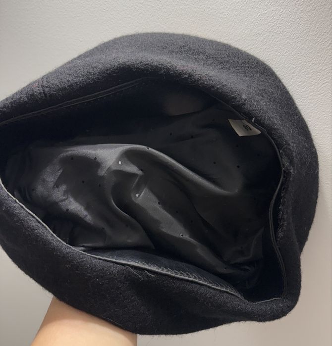 Дамска черна барета