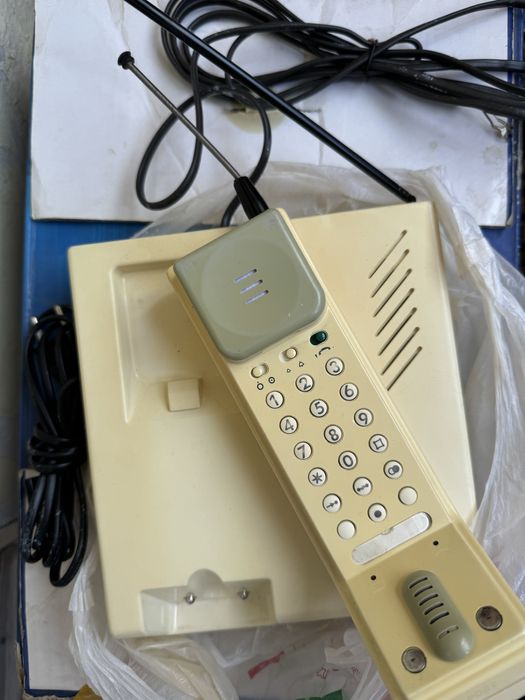 Радиотелефон SINUS 1 1995 года