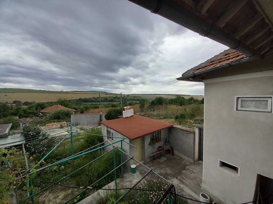 Продава се Къща в Разград, Бели Лом - 164 кв.м за 311 €/кв.м - Снимка #16