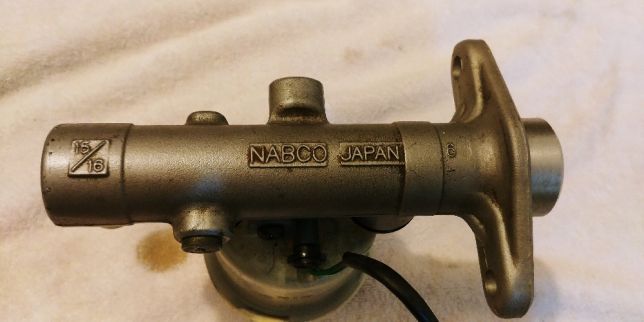 Pompa ambreiaj originala Mitsubishi MR151616