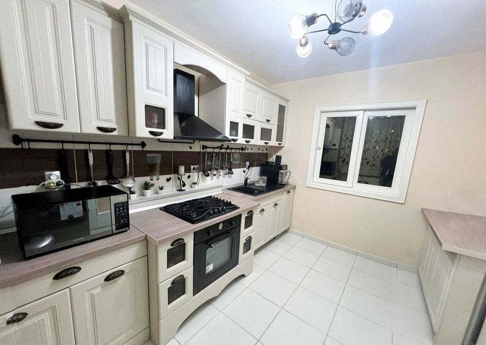 Persoana fizica vind: Casa Insiruita 4 Camere 110 mp Dealul Furcilor