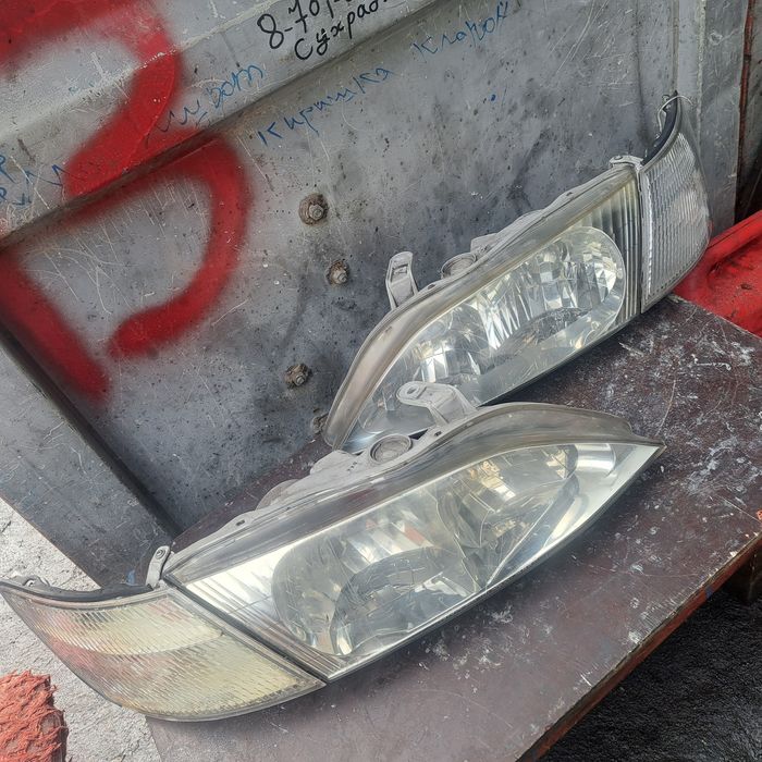 Фары. Фара. Ес 300 естима ипсум. а 33