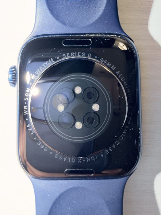 Vand Apple Watch 6 44mm Cellular