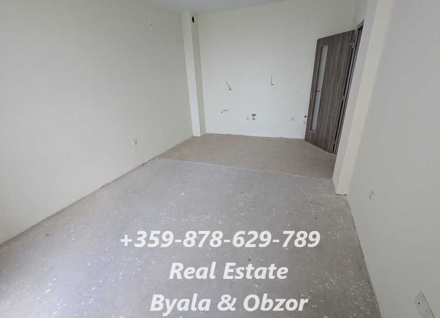 Нов двустаен апартамент с морска гледка в гр.Бяла