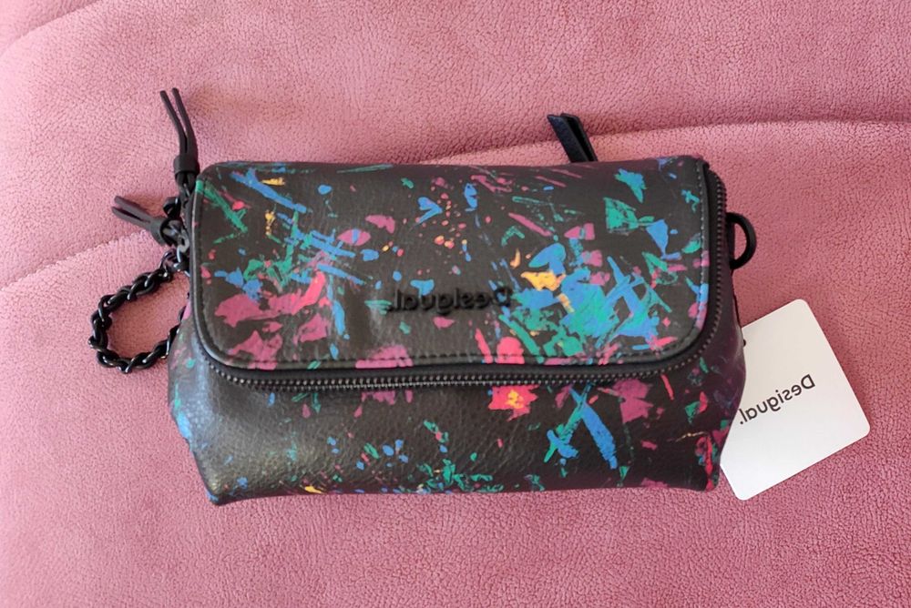Desigual нова малка чанта с две дълги дръжки