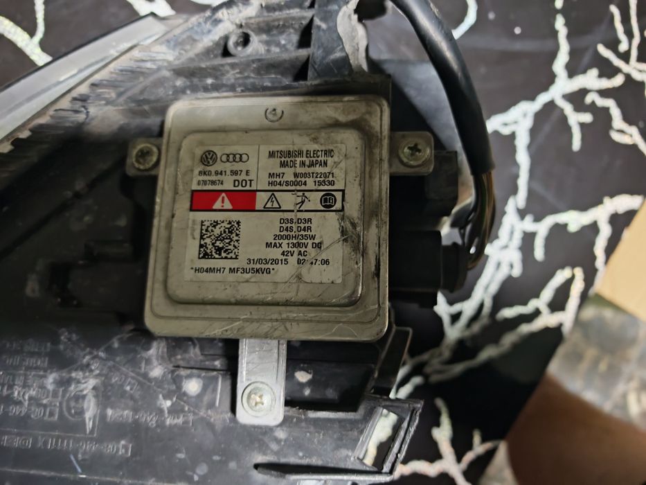 Far  AUDI A6 stânga/dreapa . Stop/lampa  și oglinzi