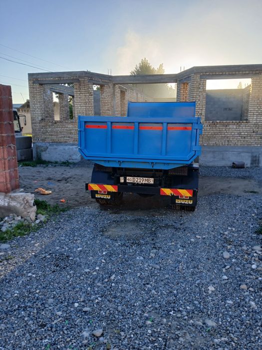 Isuzu samosval sotiladi