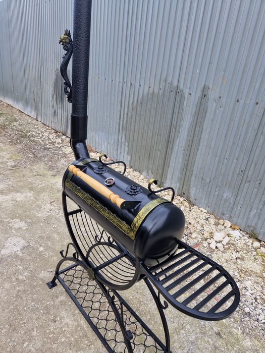 Мангал барбекю с шампурами