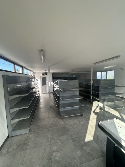 Rafturi pentru magazin