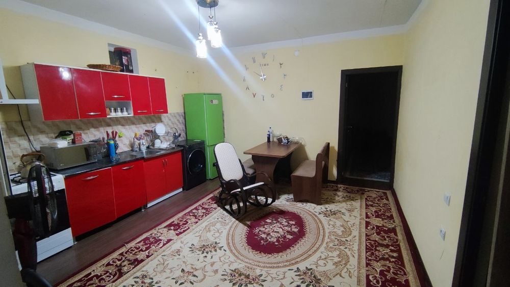 Миндонободда 2 сутиклик уй сотилади