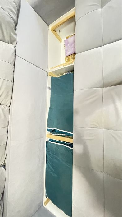 продам диван серого цвета 3 МЕТРА