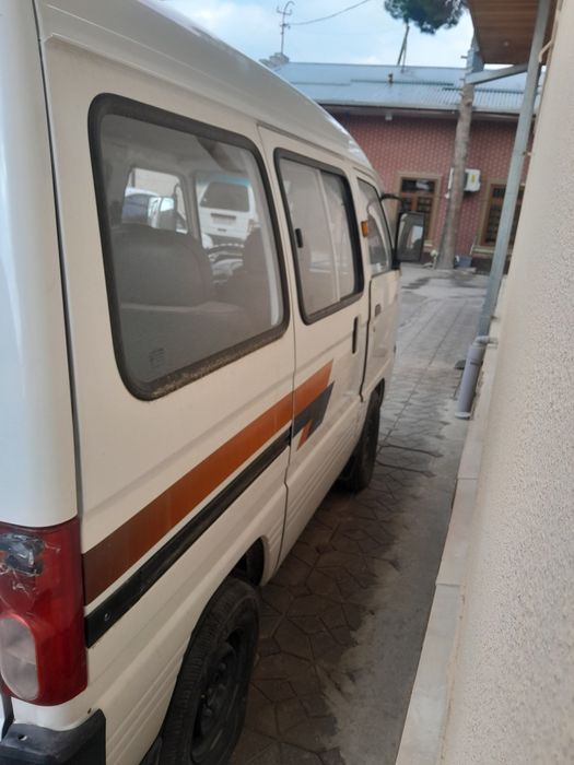 Sastiyanisi yaxshi koʻp yurmagan bekor turgani uchun sotiyabmz