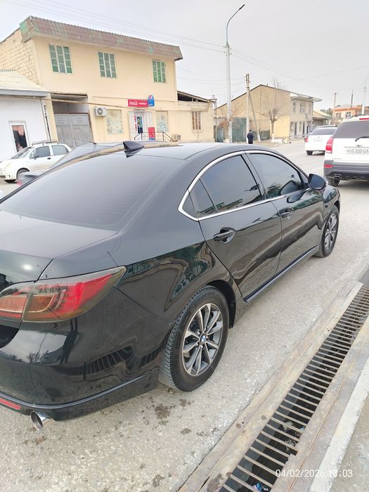Mazda 6 avtomashina sotiladi