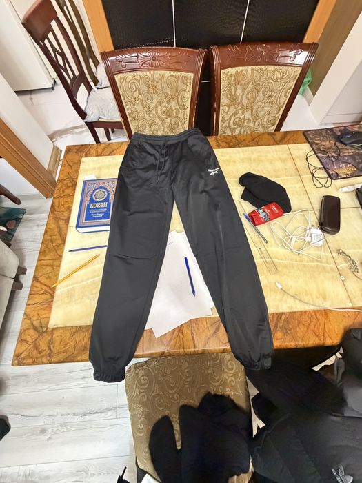 Продам трико Reebok