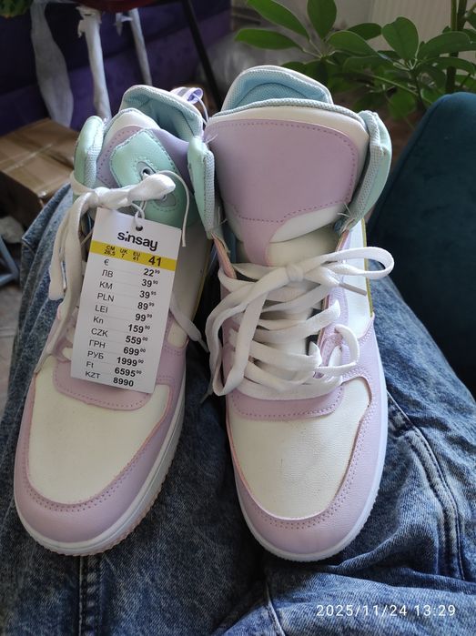 Sneakers NOI - sinsay mărime reală 39 - 39.5