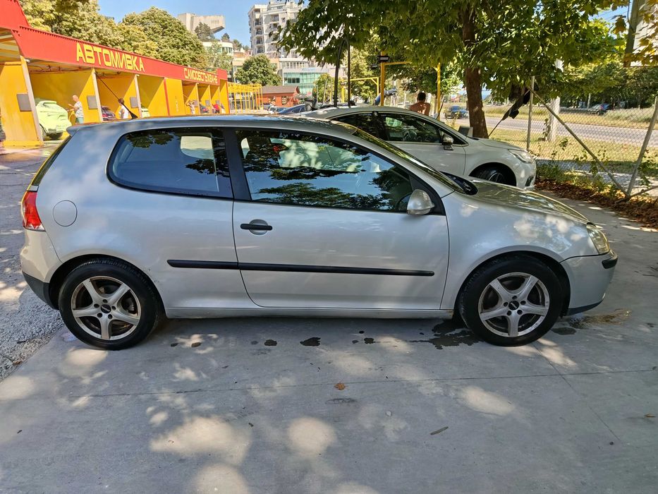 Голф 5, fsi 1.6, 2006, развалена скоростна кутия