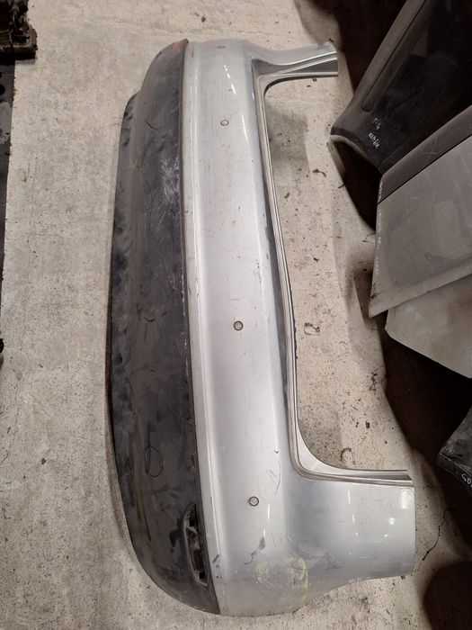 Задна броня за Голф 5+/Golf 5 Plus 04г-09г.- СЪС ЗАБЕЛЕЖКИ