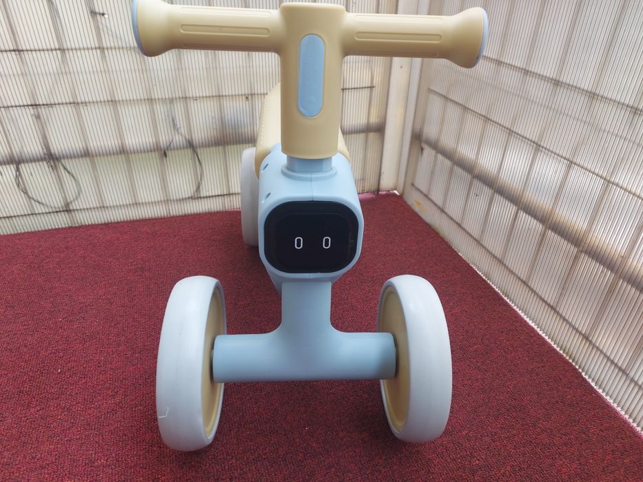 Bicicleta cu 4 roti copii