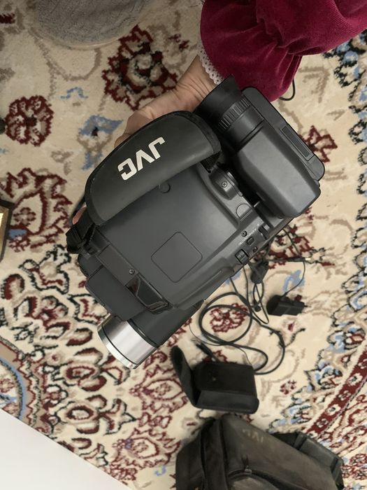 Видеокамера. Б/у