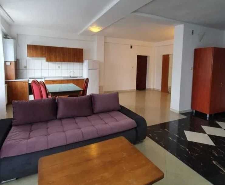 Дава се под наем Тристаен апартамент в Пловдив, Център - 79 кв.м за 234.6 € - Снимка #1