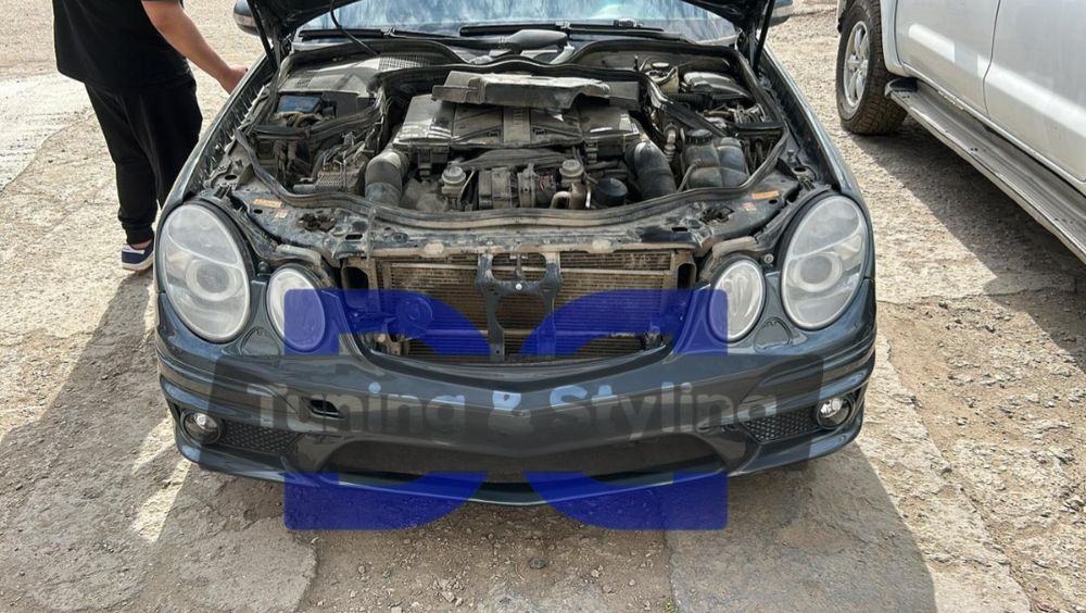 Губа AMG 6.3 Диффузор Бампер Пороги Мерседес w211