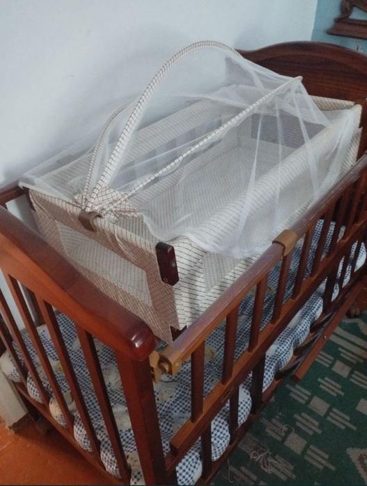 Продам детскую кроватку.