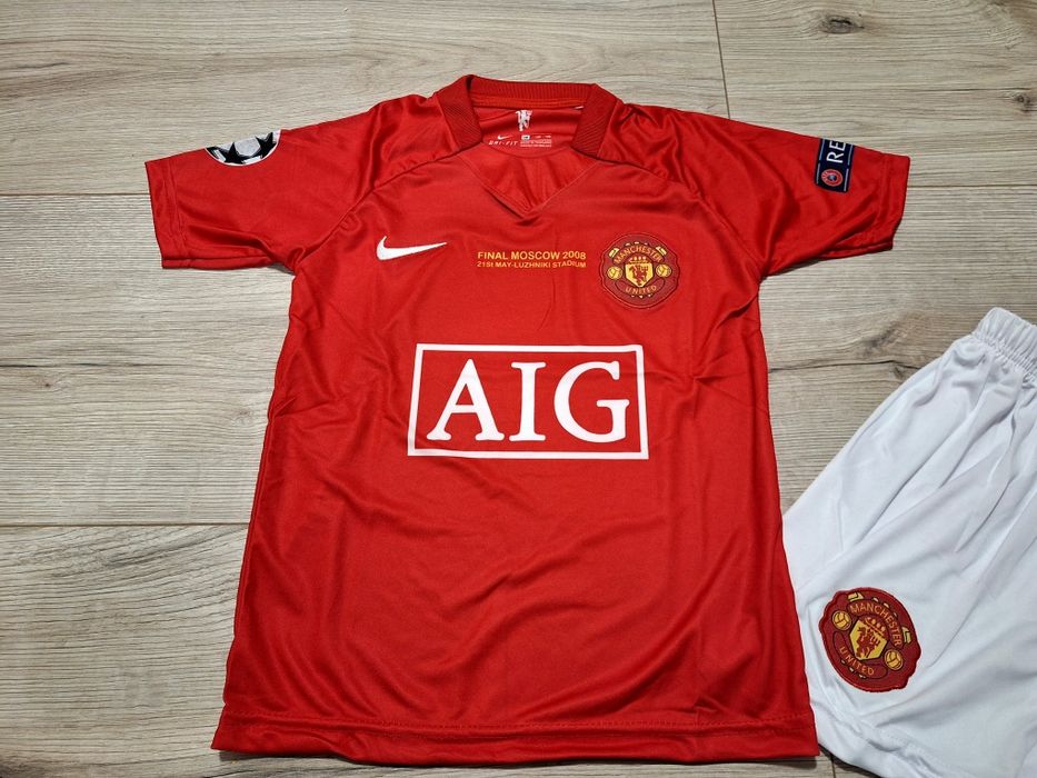 Детски екип на Манчестър Юнайтед #К.Роналдо #7# ретро модел!