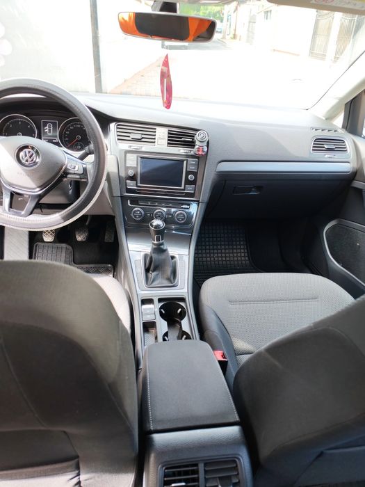 VOLKSWAGEN Golf 2019 — imagine 2
