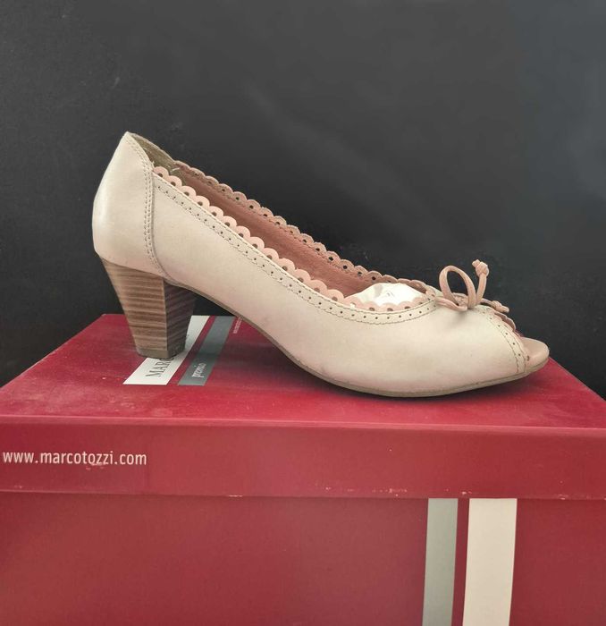 Pantofi Marco Tozzi din piele naturala