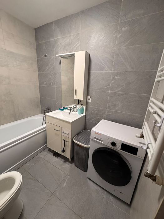 Apartament de închiriat