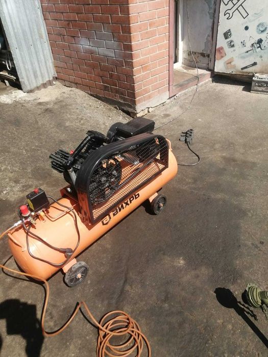 Компрессор масляный ВИХРЬ КМП-400/100P