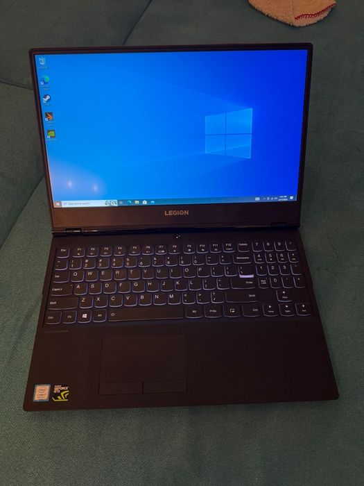 Laptop Lenovo legion y530 15ICH I7 generația a 8a și gtx 1050 ti
