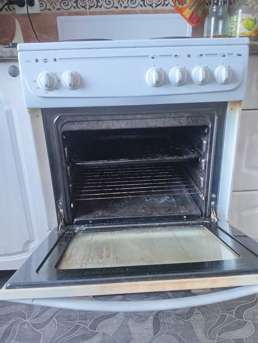 Продается электрическая плита