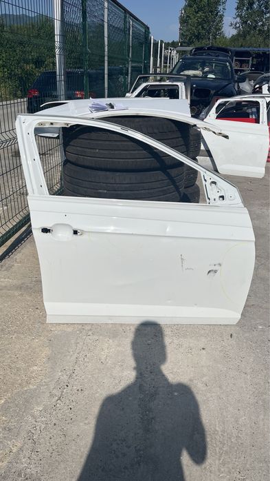 Предна лява и дясна врата VW Polo 2G 2023г