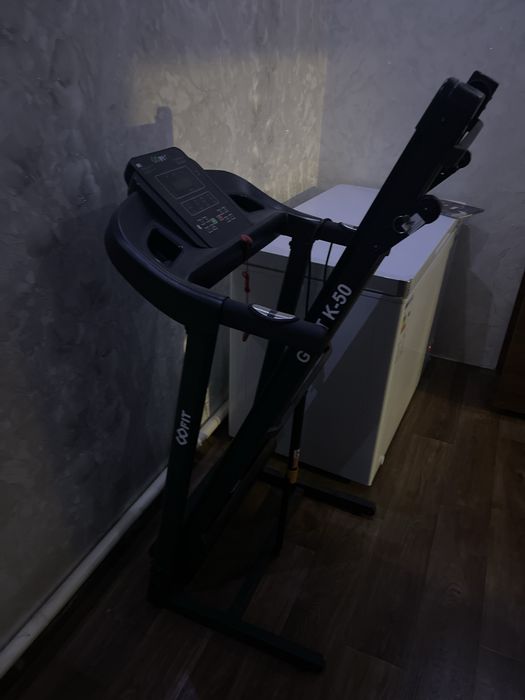 Продается беговая дорожка GOFIT K50