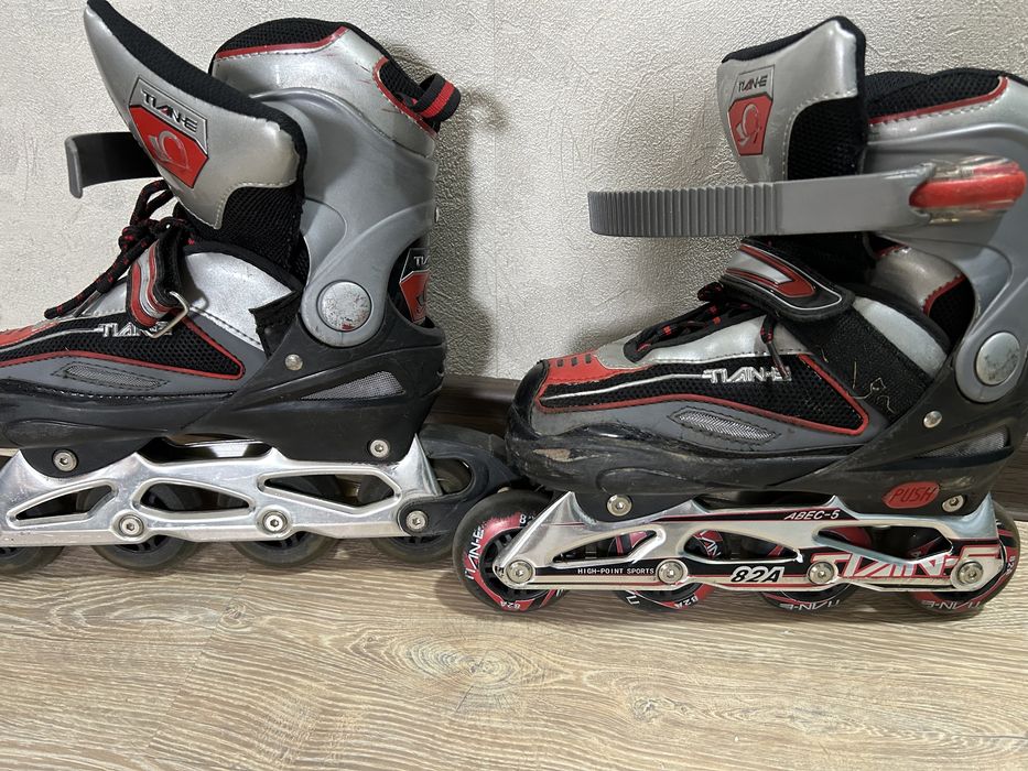 Продам роликовые коньки